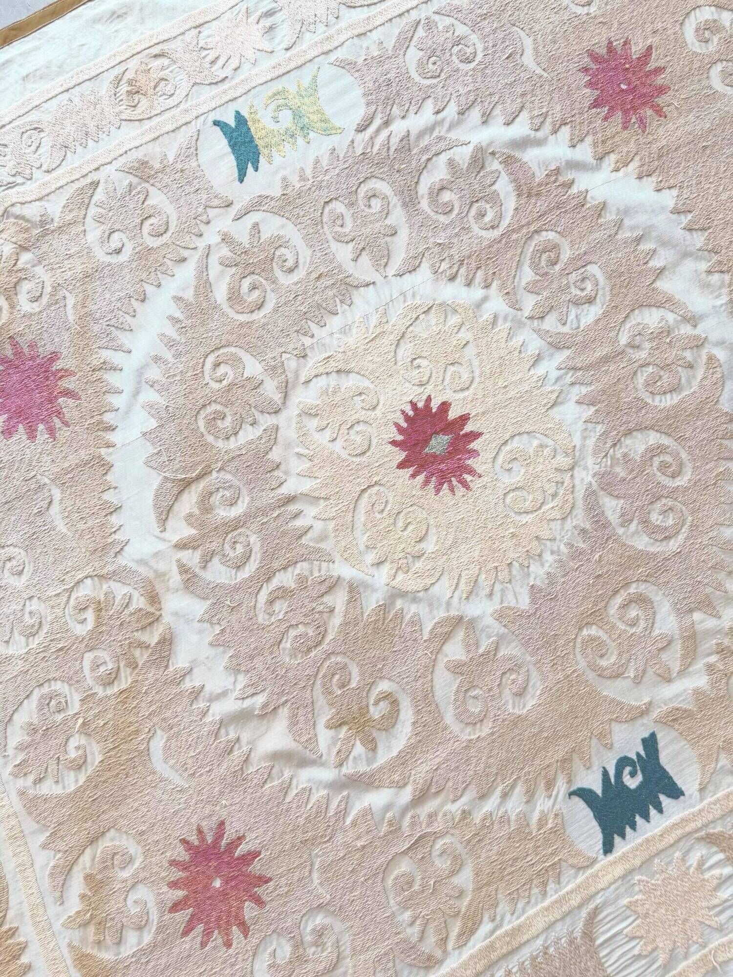 Vintage hand-embroidered tablecloth 128x153 cm