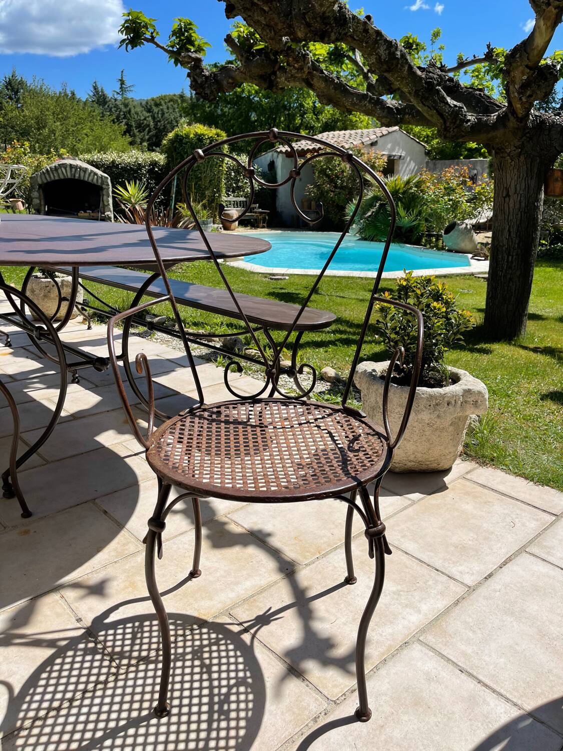 Fauteuil de jardin en fer forgé artisanal