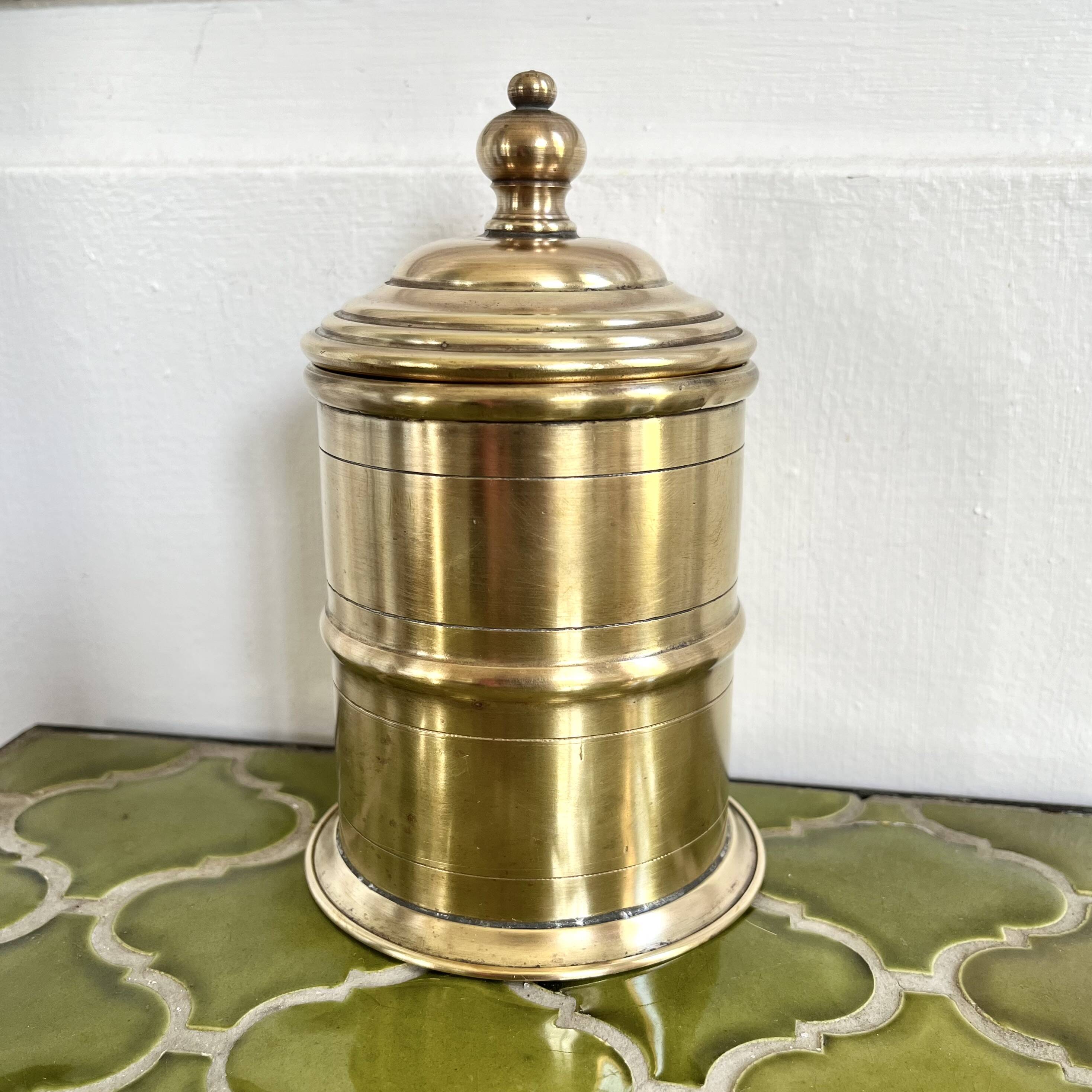 Round brass box