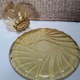 Liquor carafe and serving tray