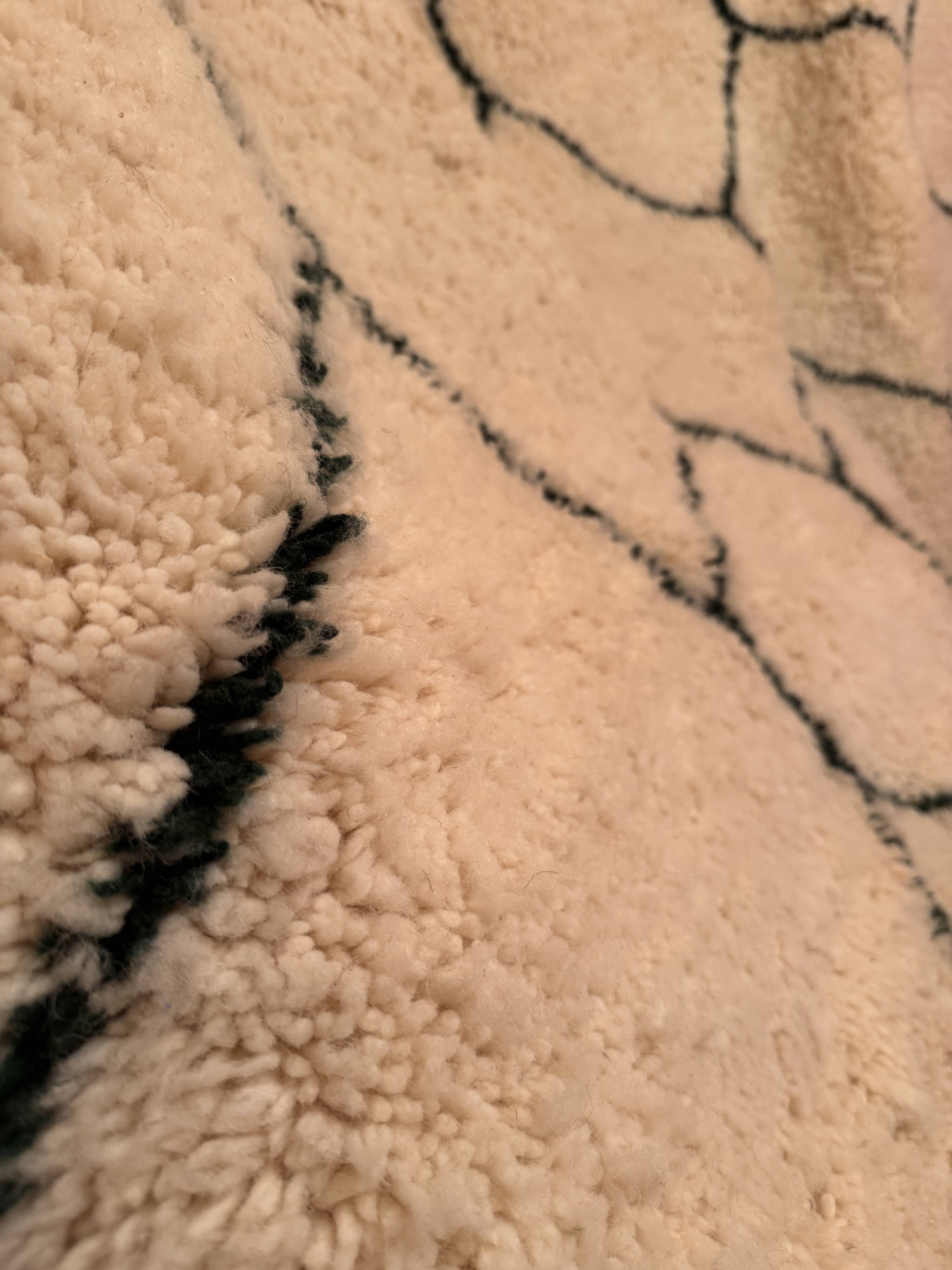 Handmade Berber wool rug 280x250 cm