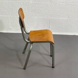 Chaise d’écolier Mullca