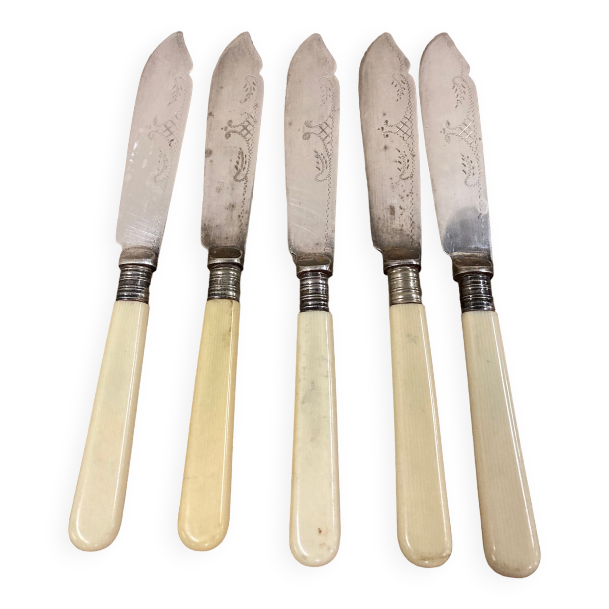 5 English fish knives in silver metal and Bakelite