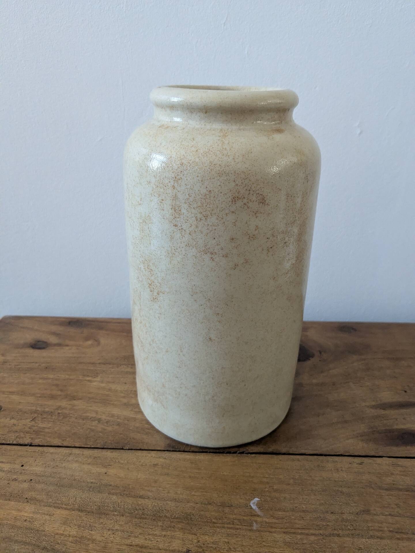 Large stoneware pot
