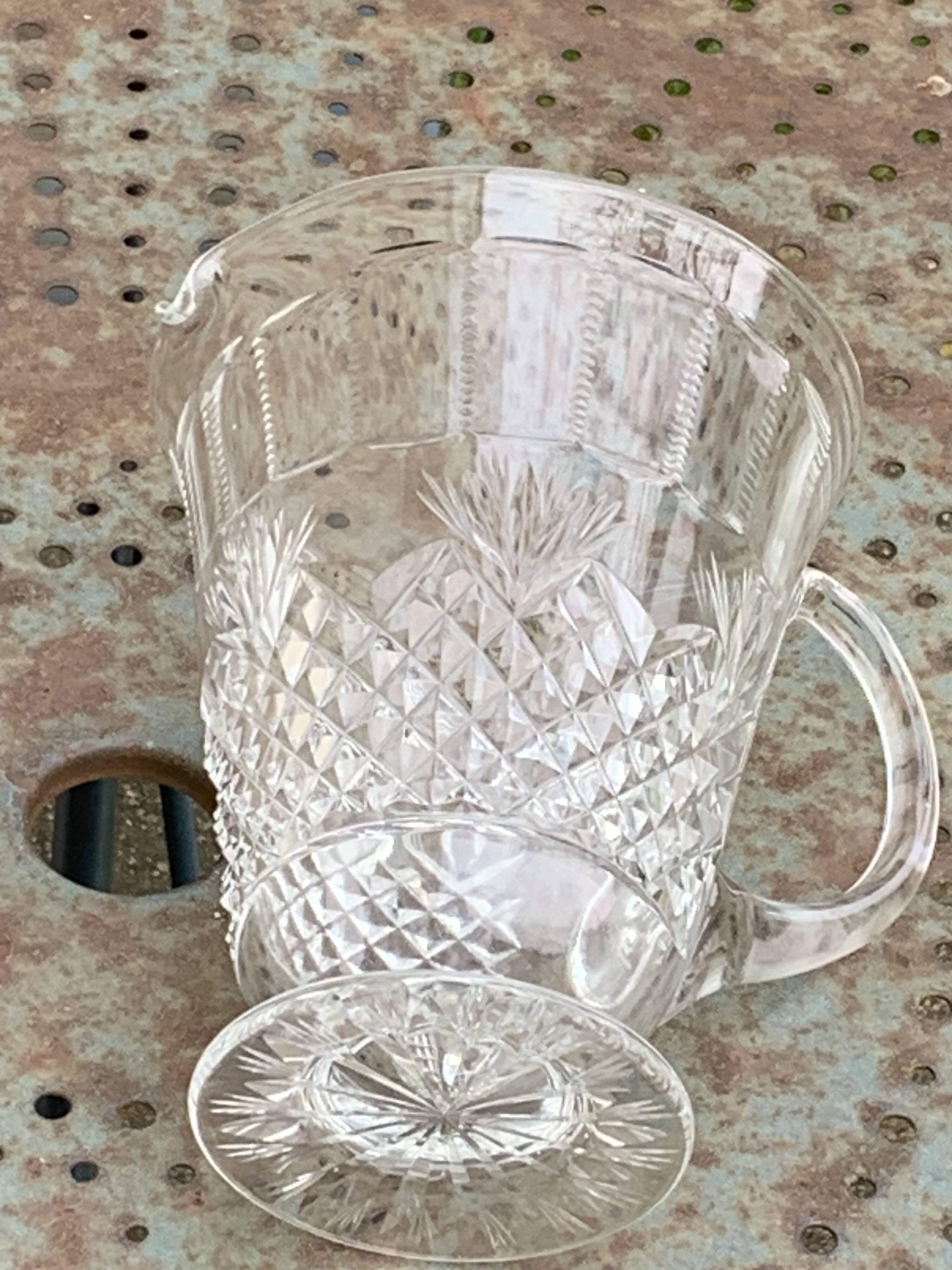 Carafe in transparent glass and crystal, chiseled, old pineapple pattern