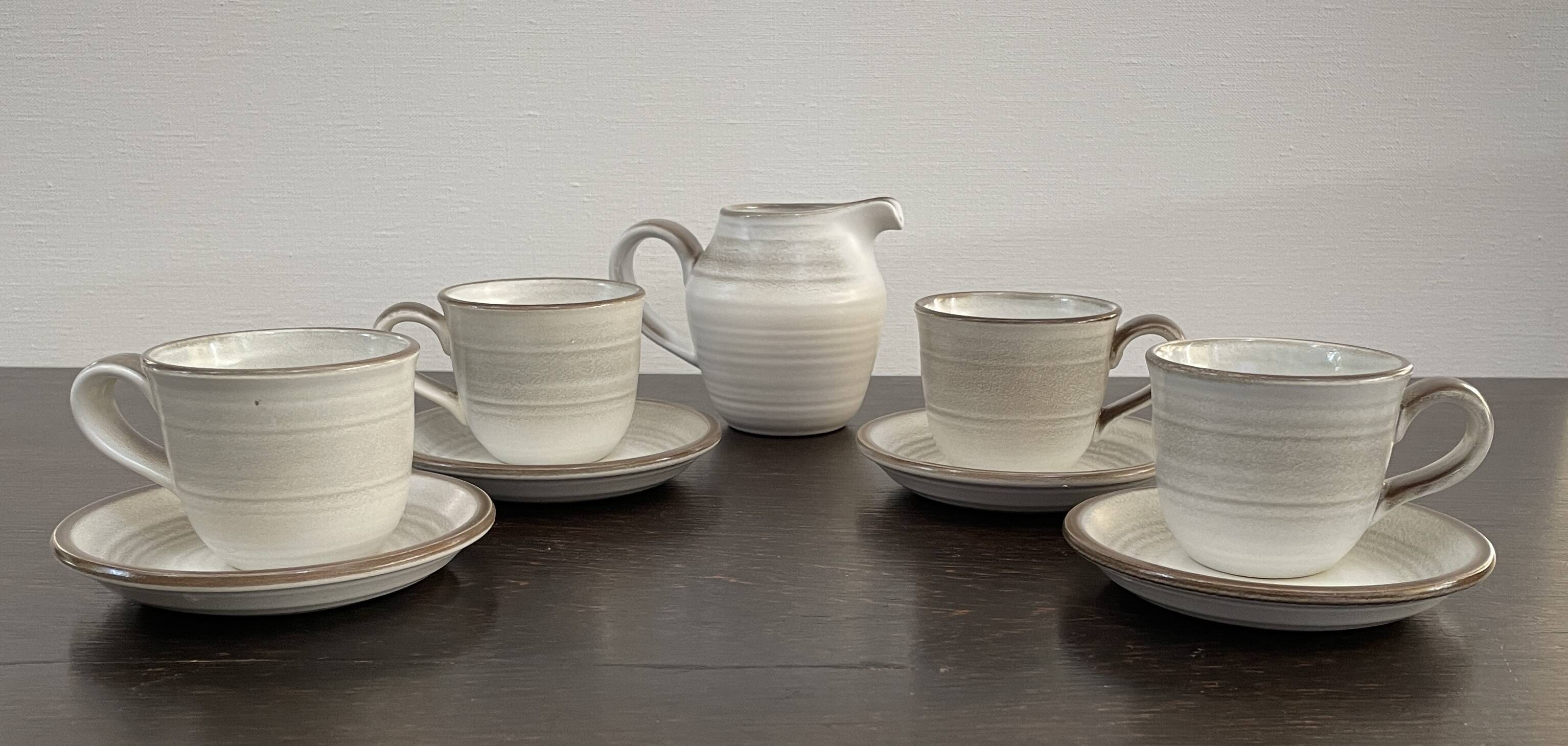 Set of 4 cups and saucers + milk jug - Stoneware - Salins-France - 70s