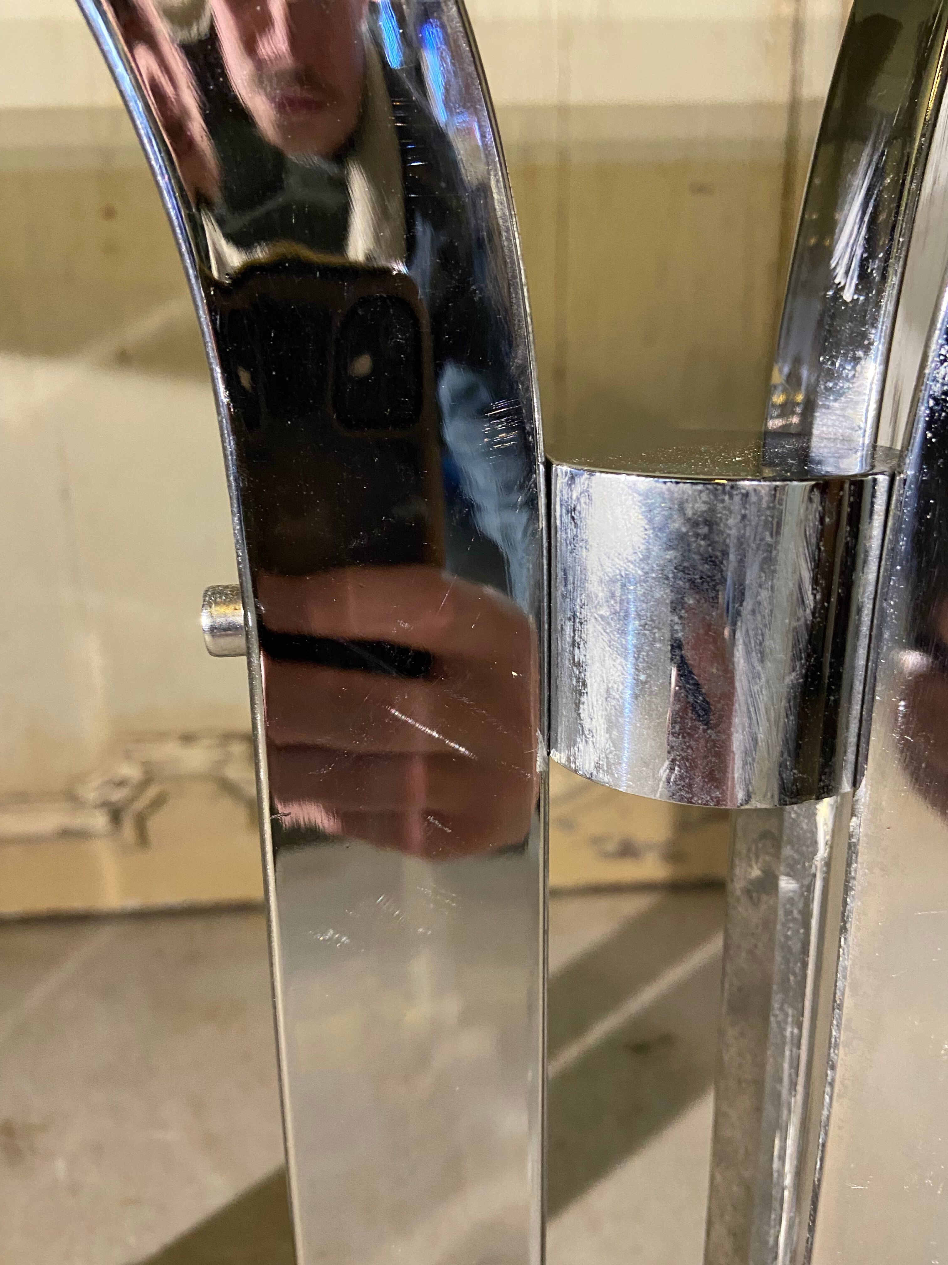 Design dining table year 70 in chrome and smoked glass