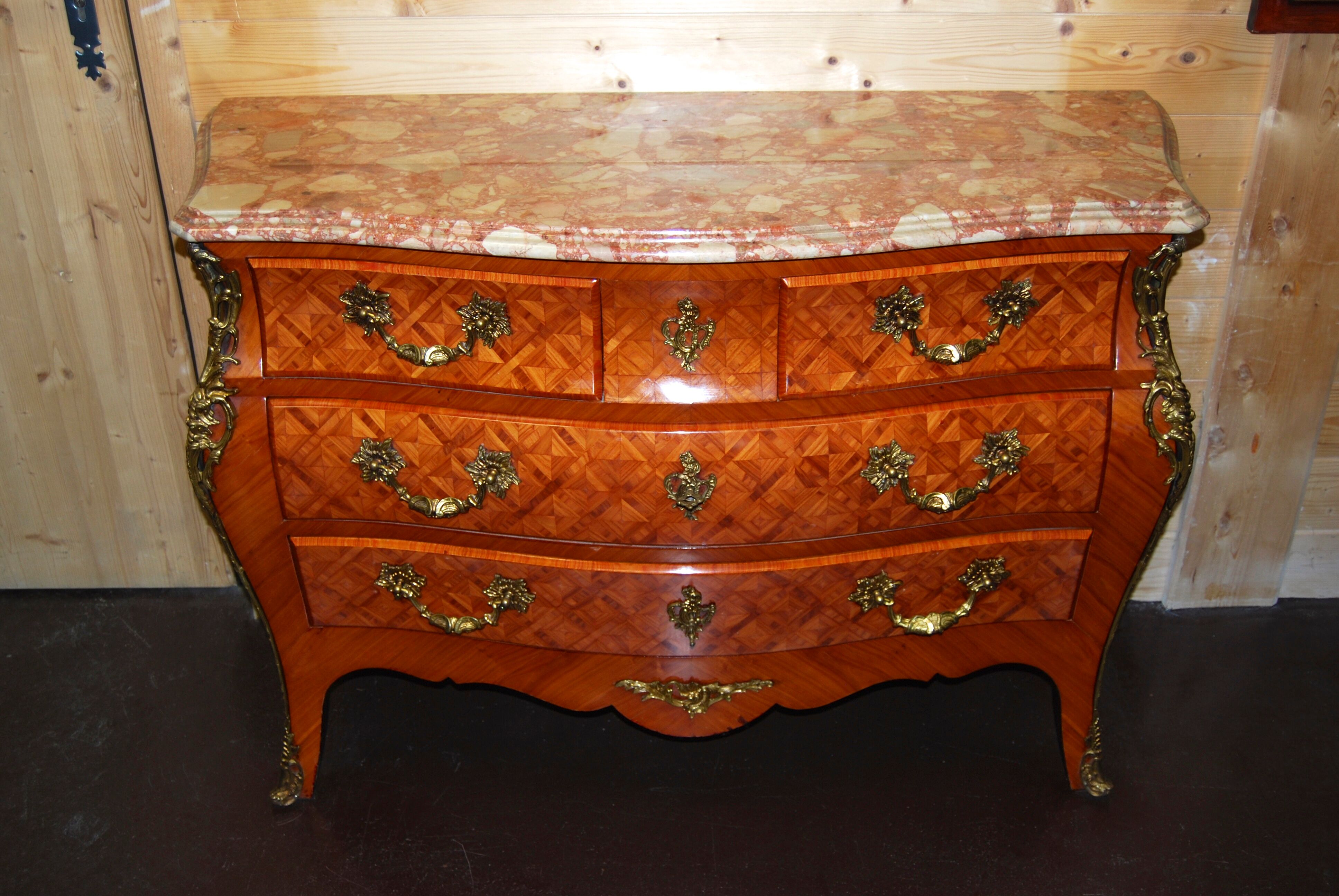 Dresser Louis XV