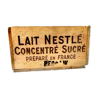 Vintage Nestlé advertising box