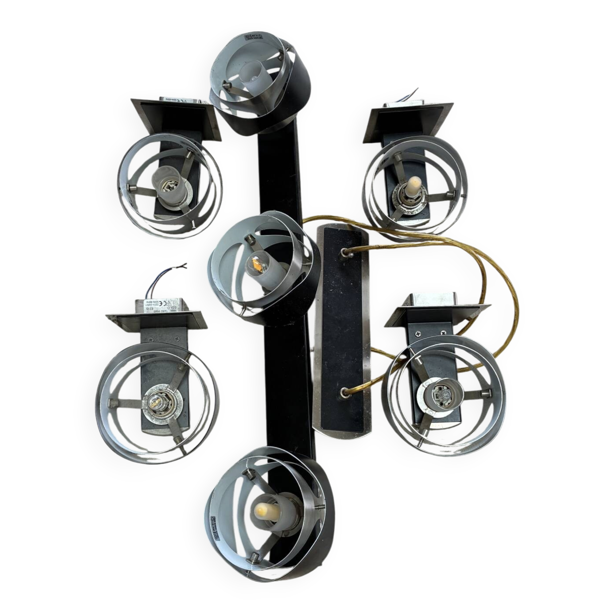 Suspension et appliques
