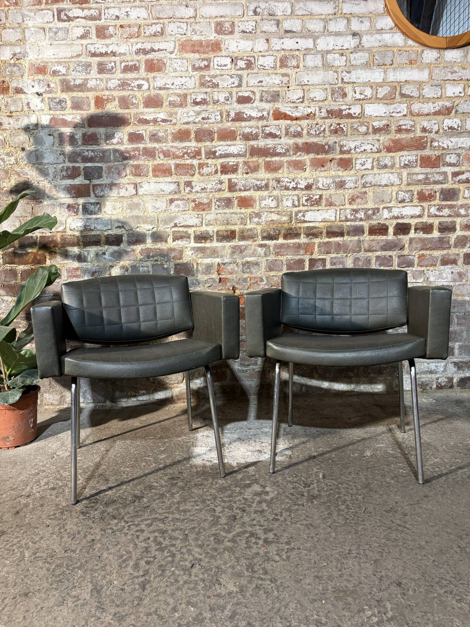 Pair of armchairs by Pierre Guariche, Meurop.
