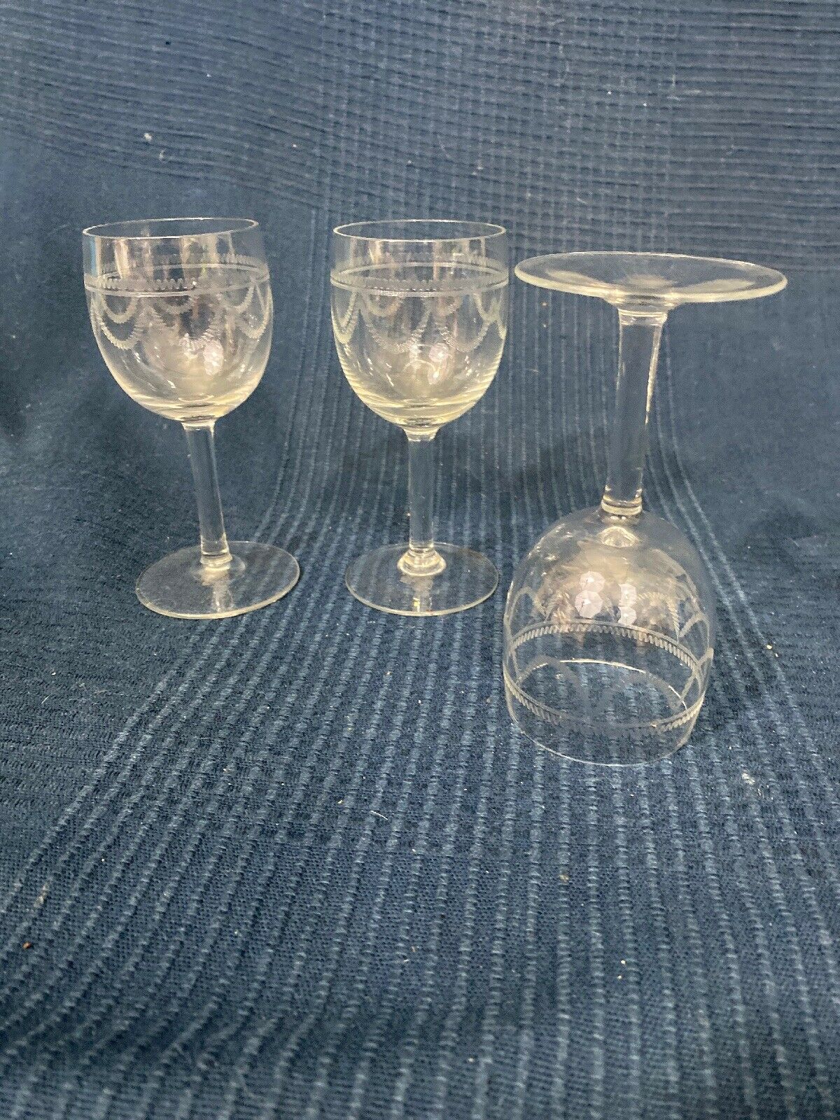 Lot de 3 verres style Louis