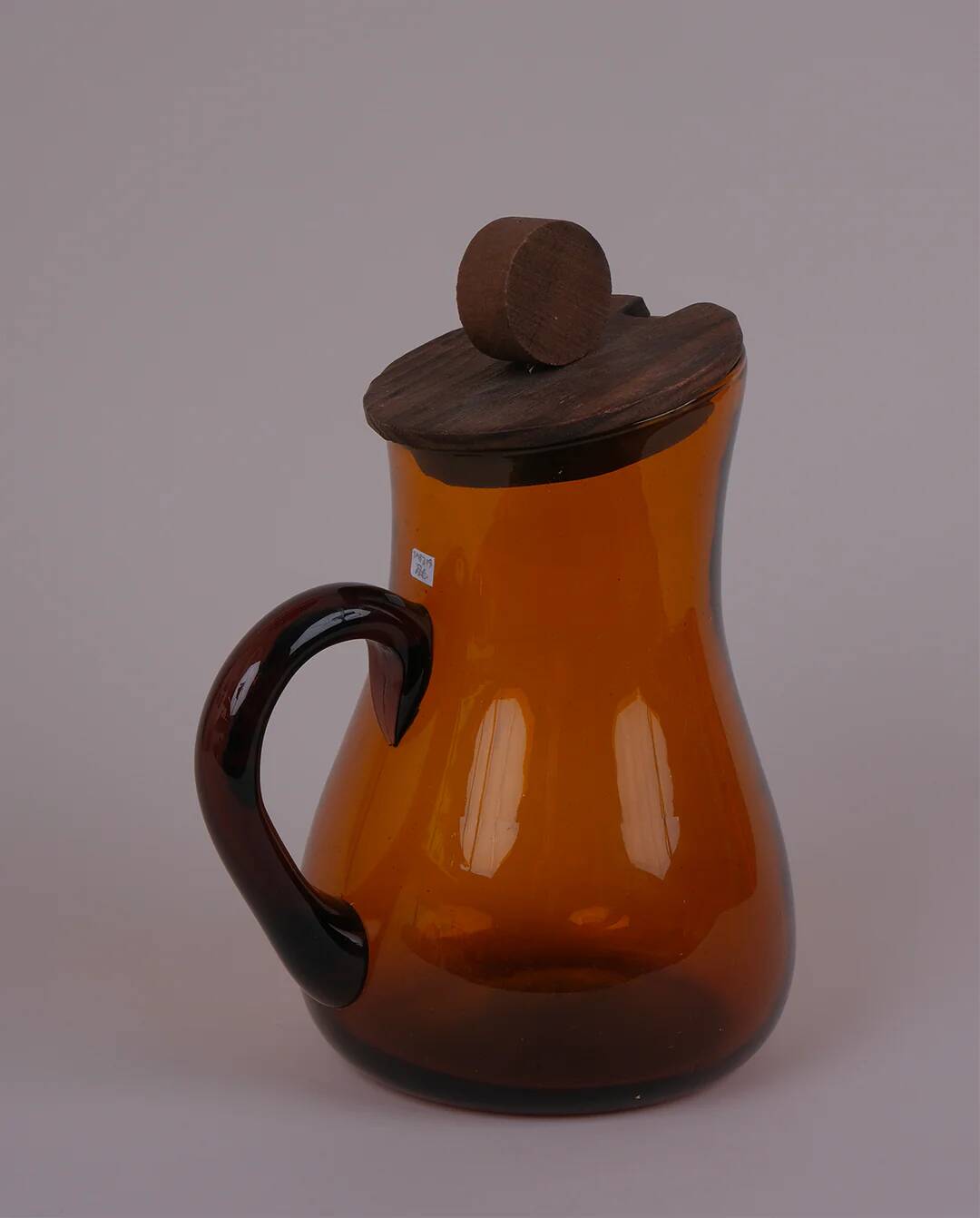 Pichet en verre ambré
