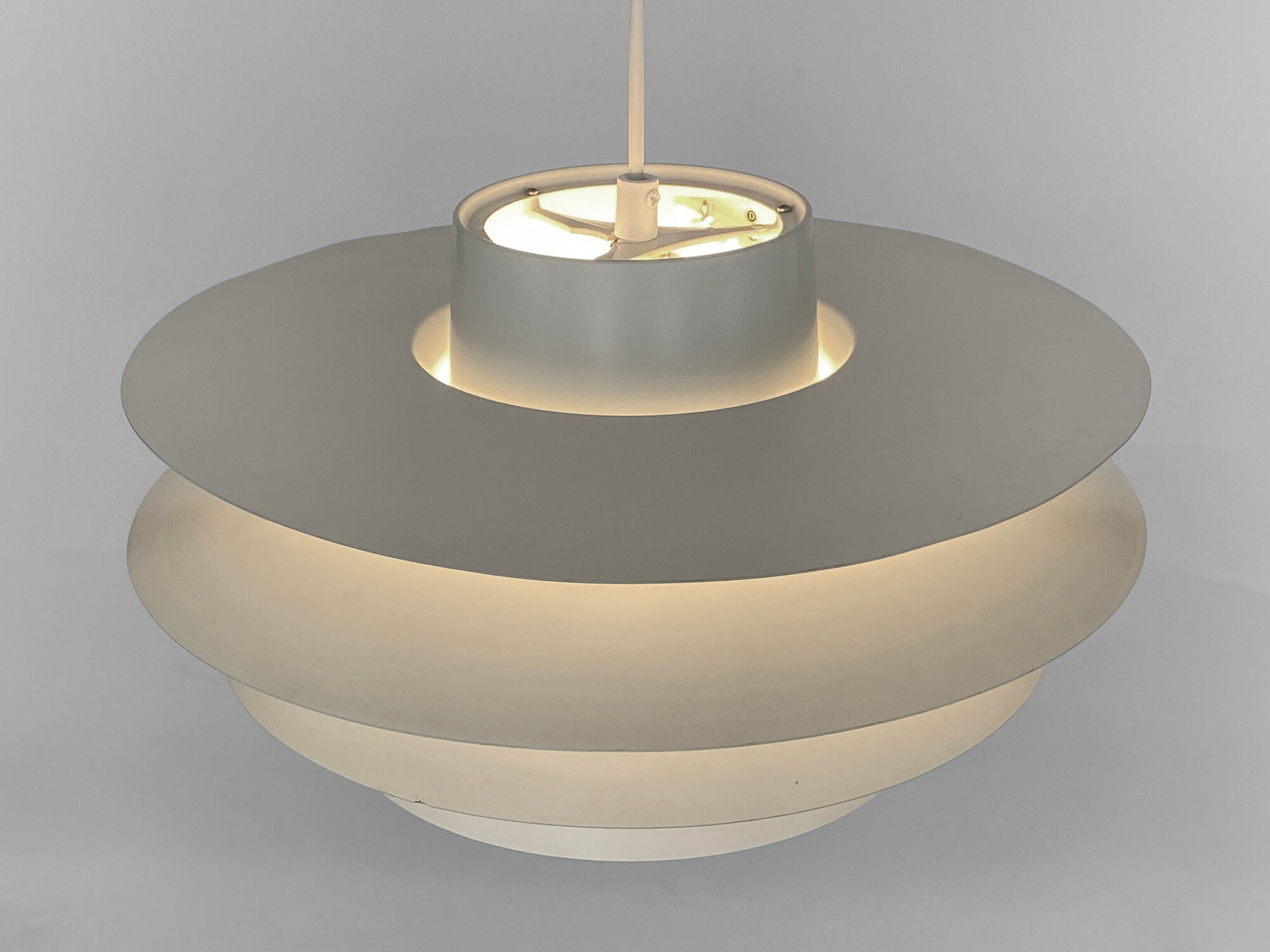 Pendant light "Verona" by Sven Middelboe for Nordisk Solar Compagni. Denmark 1970s.