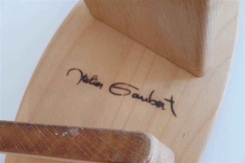 Shoogy stool by Alain Gaubert