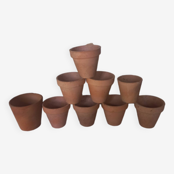 Flower pots