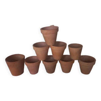 Flower pots