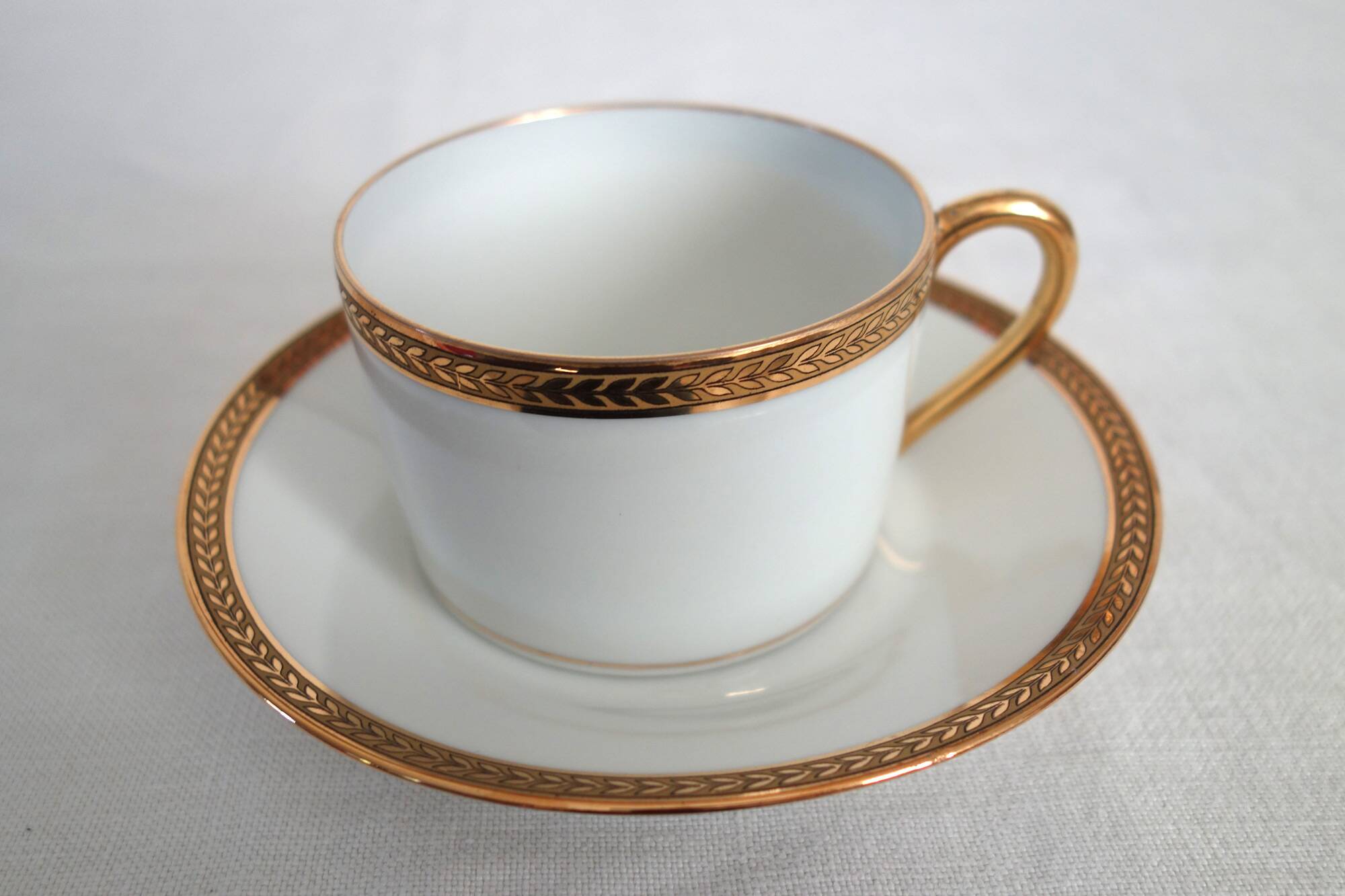 6 cups and saucers Limoges Robert Haviland, mid-20th century