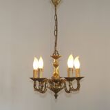 Lustre à 5 lumières en bronze de qualité française du milieu du siècle, avec détails de fleurs 5399