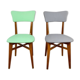 Duo of beech and vinyl chairs