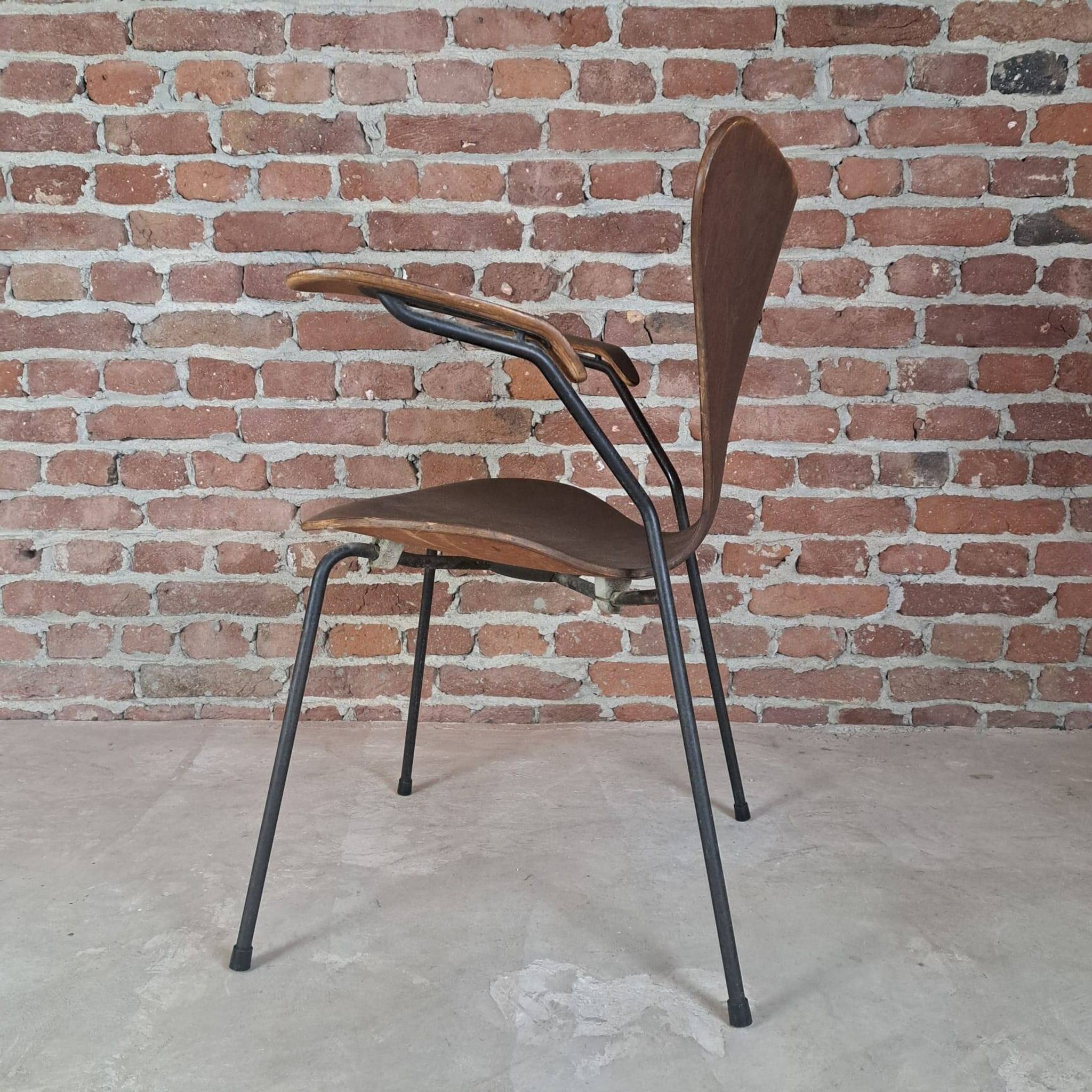 Butterfly chair n° 3207 in teak. Arne Jacobsen for Fritz Hansen, Denmark 1950