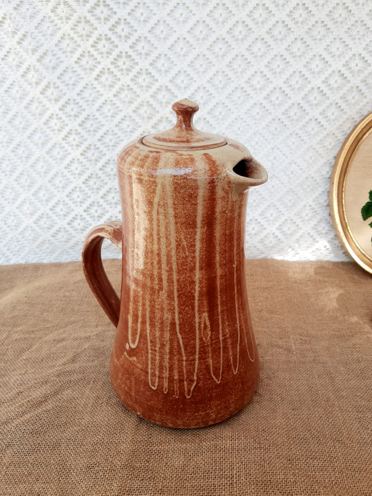 Cafetière, carafe en grès signée