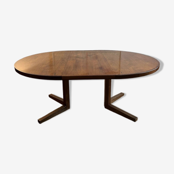 Dining table. danish design, 1960. in rosewood