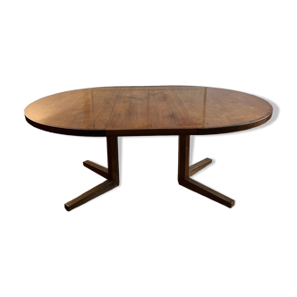 Dining table. danish design, 1960. in rosewood