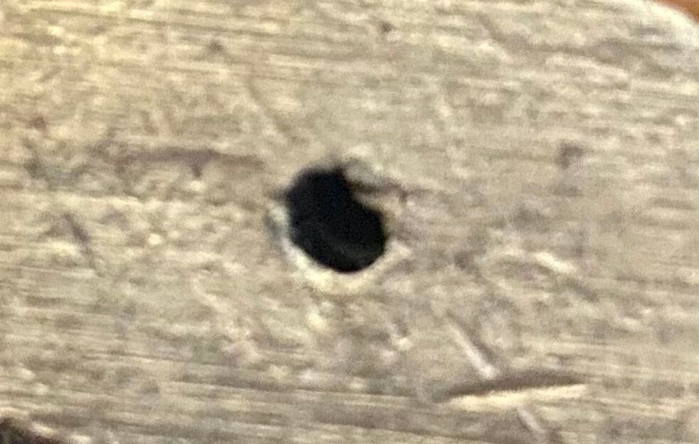 12 metal duck-shaped knife holders