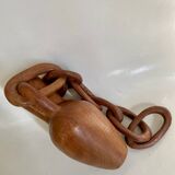 Vase and wooden chain to hang