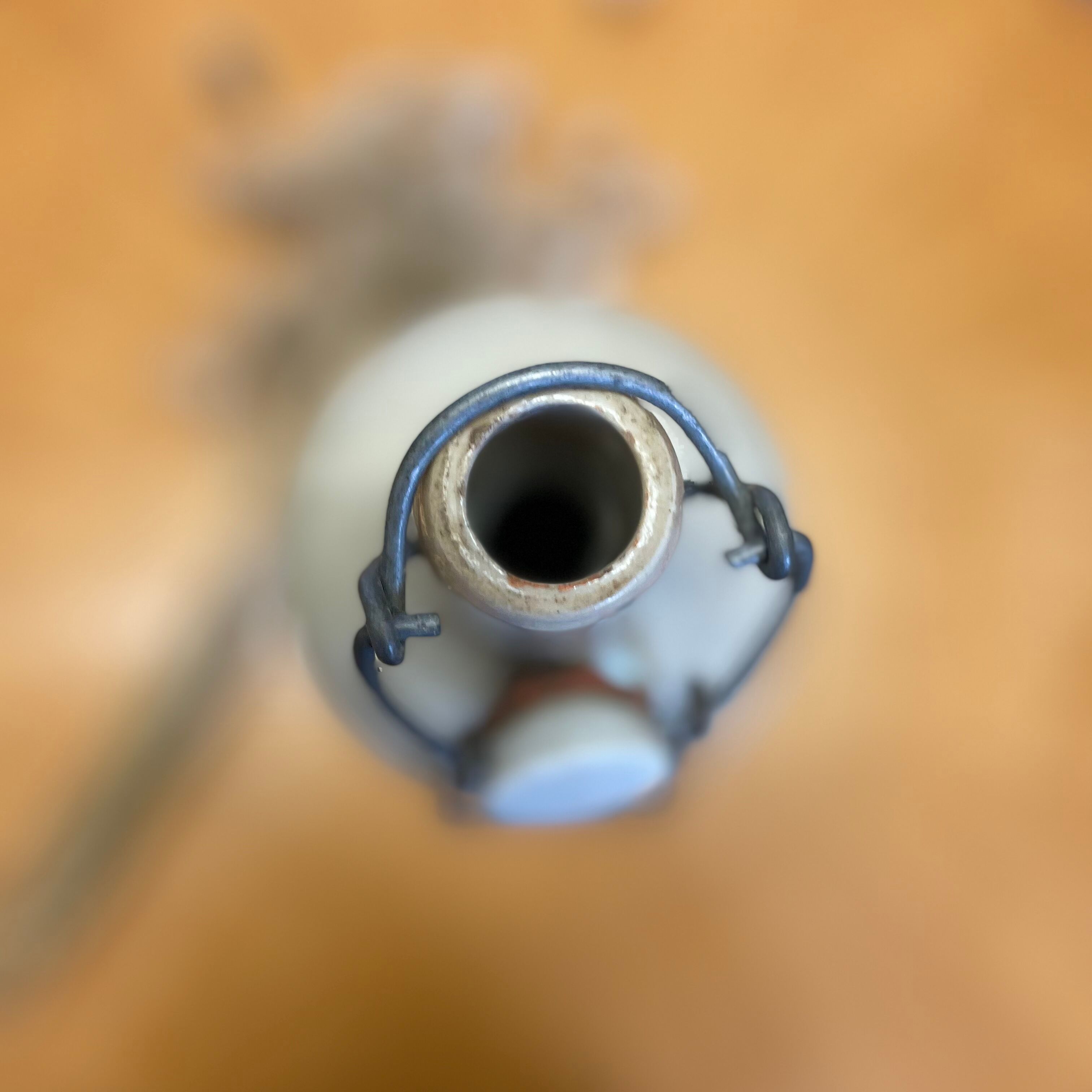 Bouteille en grès vintage