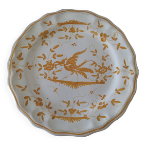 Assiette en faïence