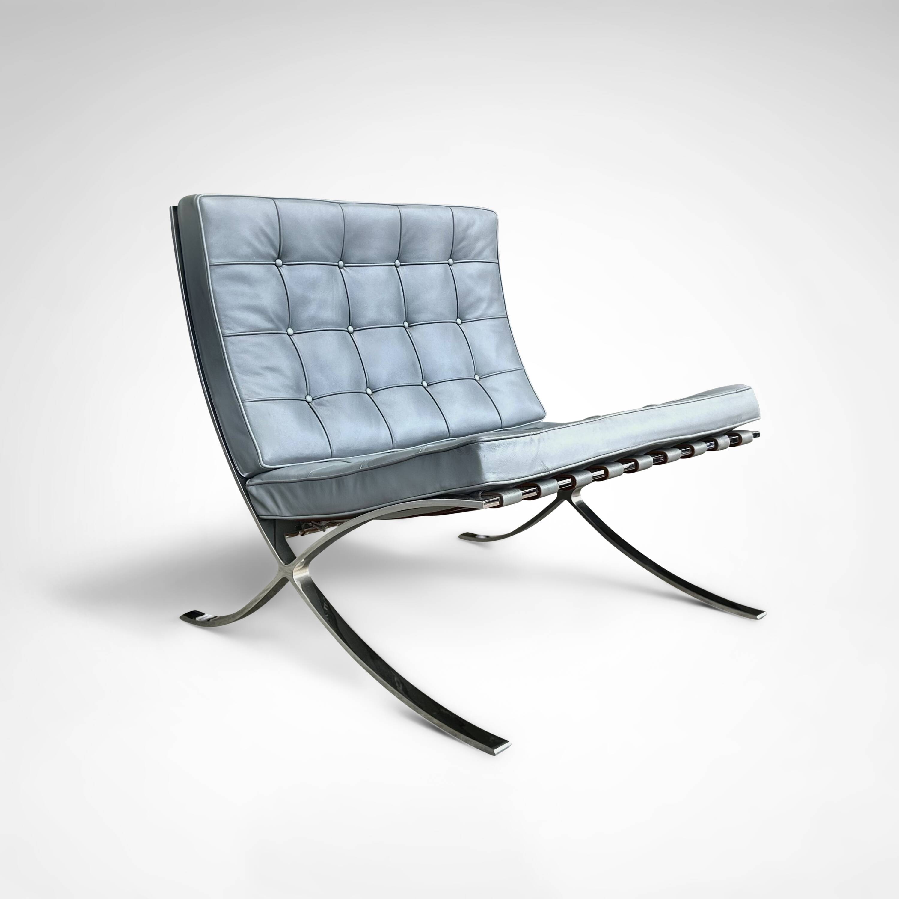 Barcelona lounge chair MR90 by Mies van der Rohe for Knoll 1980s
