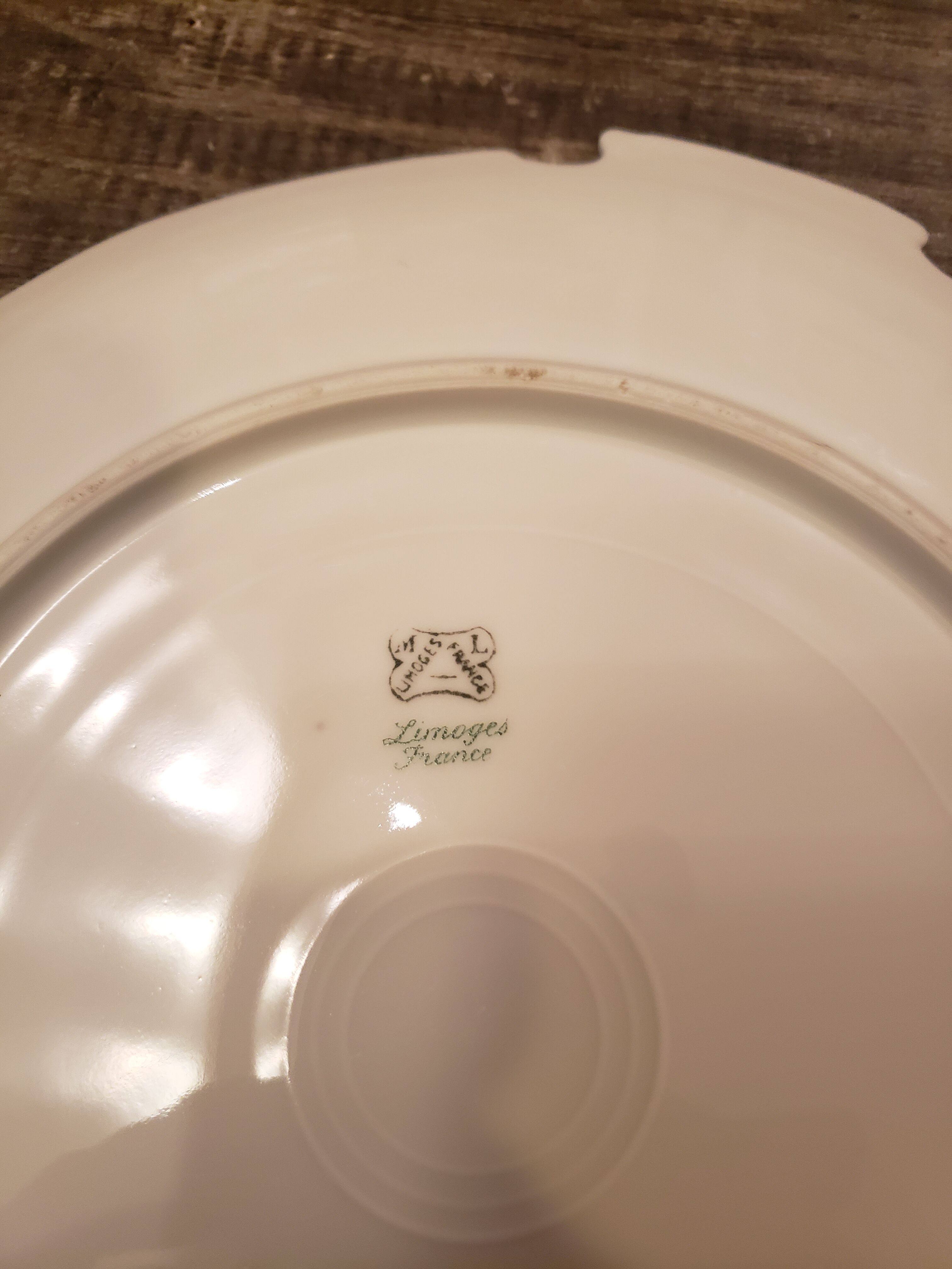 Round dish Ø26 cm flowers porcelain of Limoges