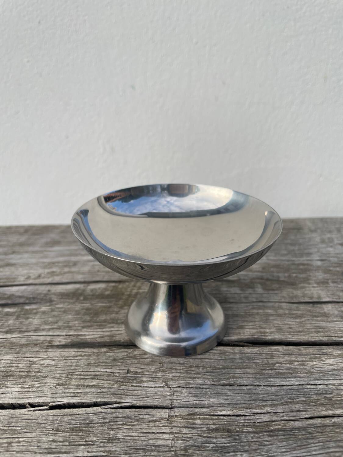 6 stainless steel cups 1970