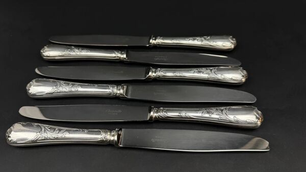 Lot de 6 couteaux de table Christofle modèle Marly – métal argenté – 24,5 cm