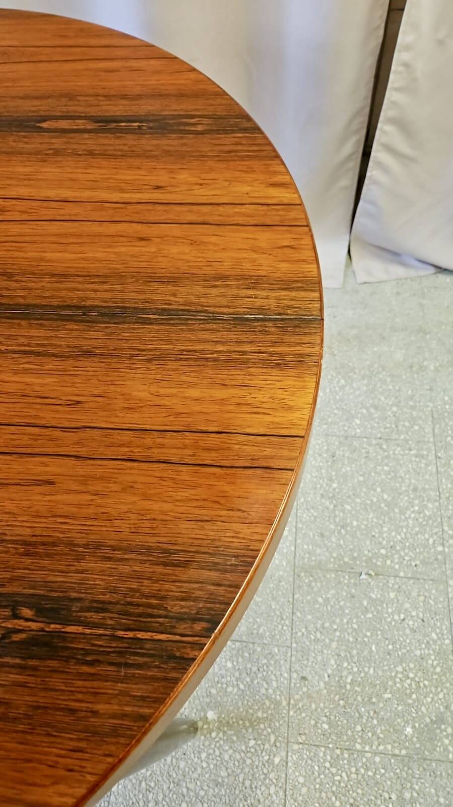 Danish mid-century extendable rosewood dining table 1960s