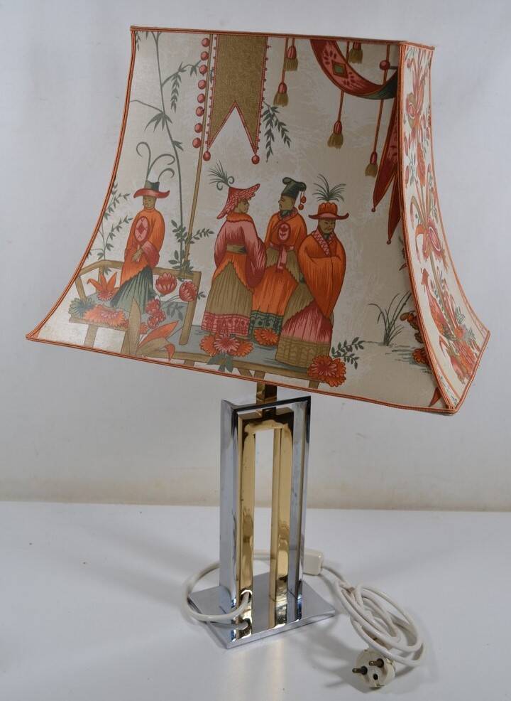 France 1970s - Vintage lamp with a chrome base and shade featuring Asian decor.