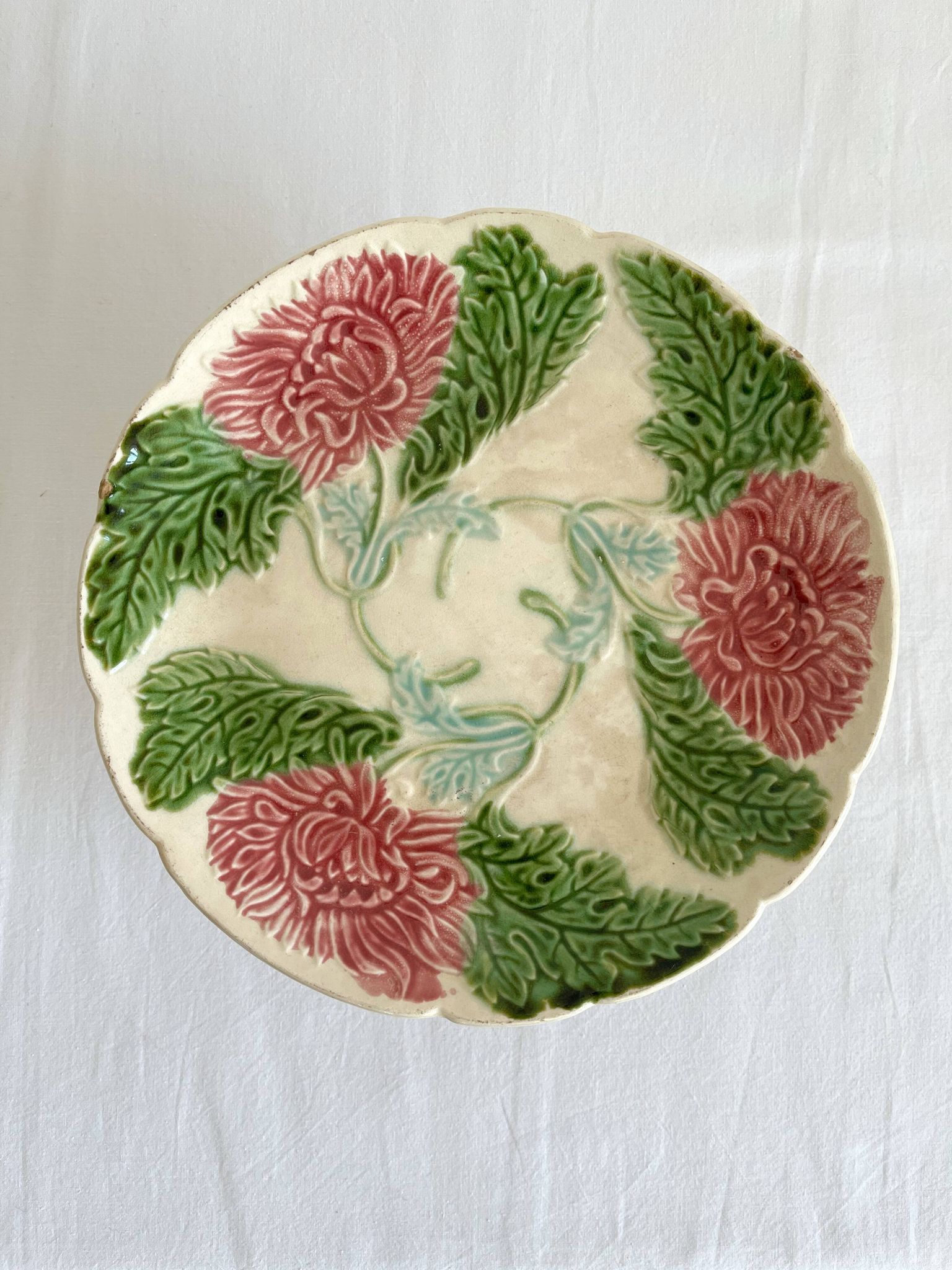 Antique compotier in slip decoration of chrysanthemums Onnaing late nineteenth