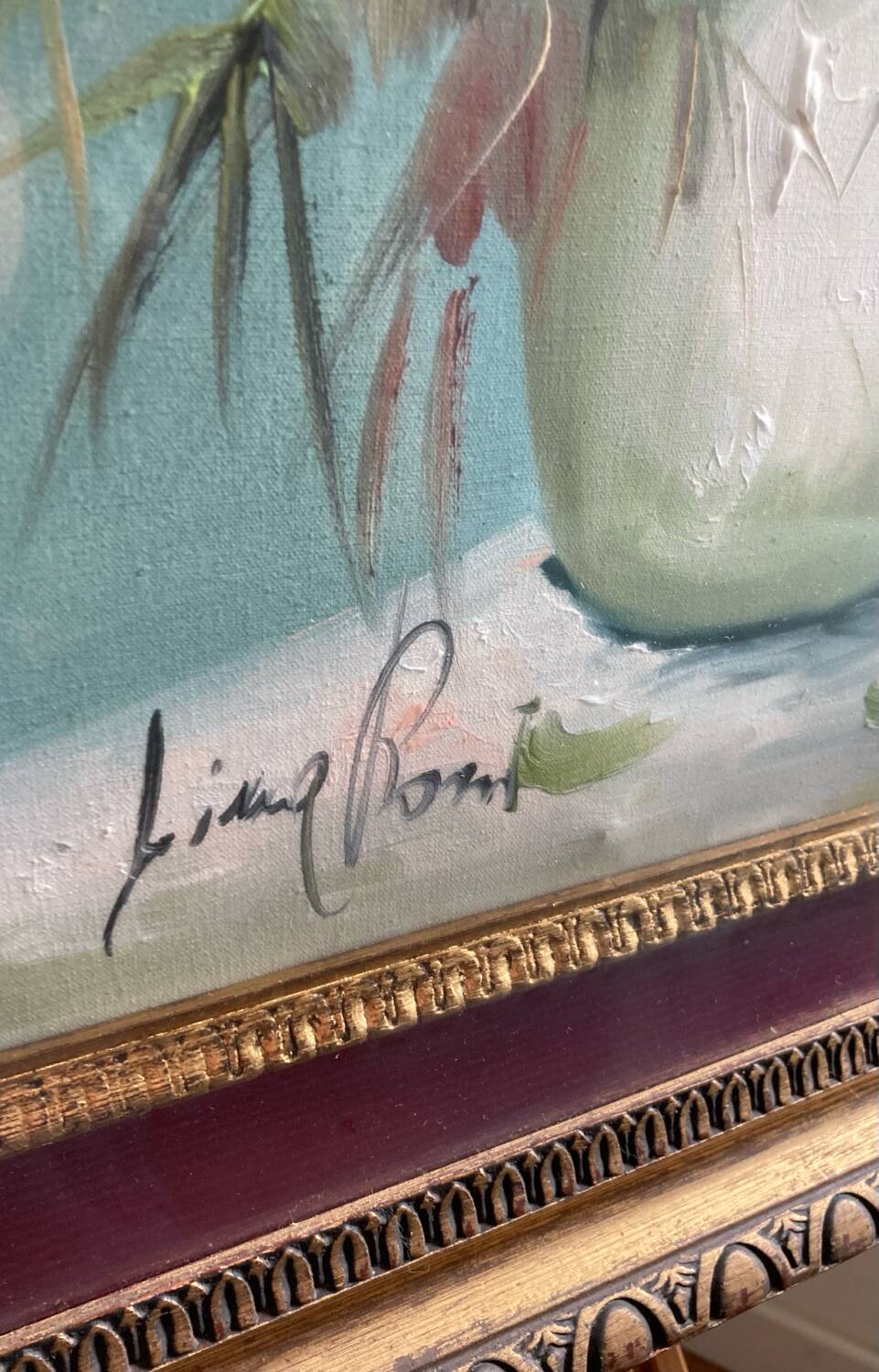 Large HST painting depicting a floral bouquet signed Lina Pont (?)