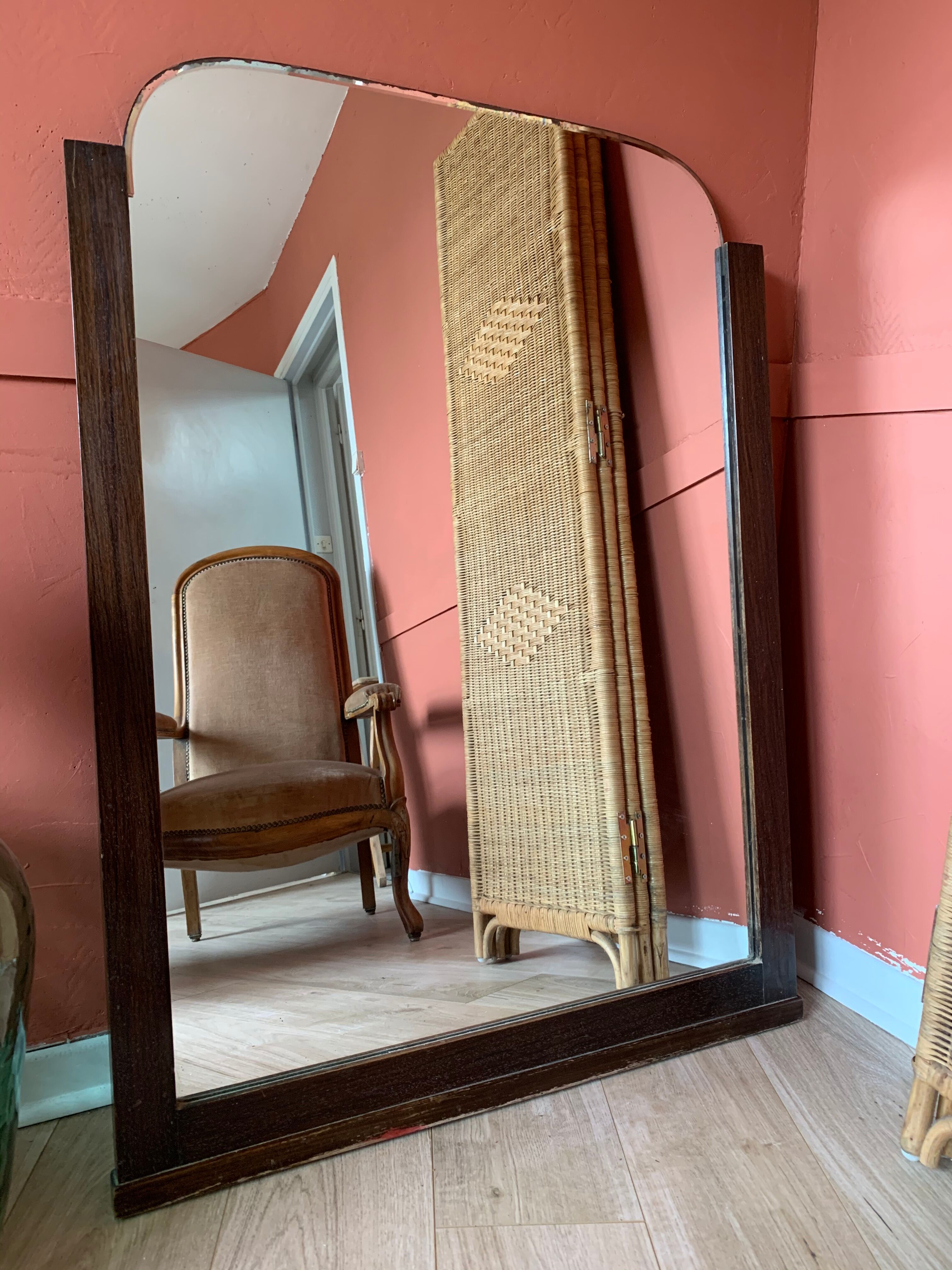 Mirror on foot 82x110cm