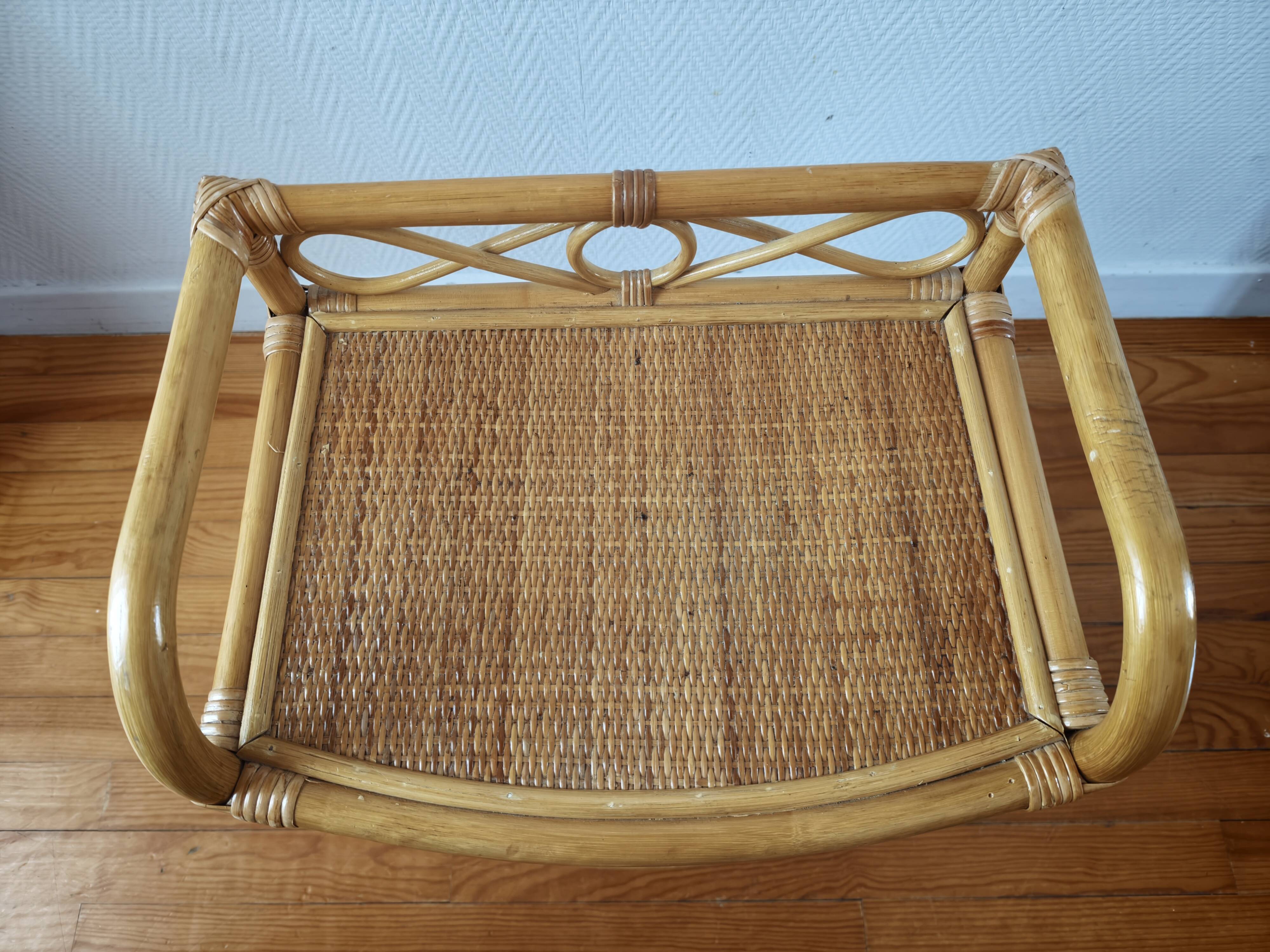 Vintage commode in rattan and wicker