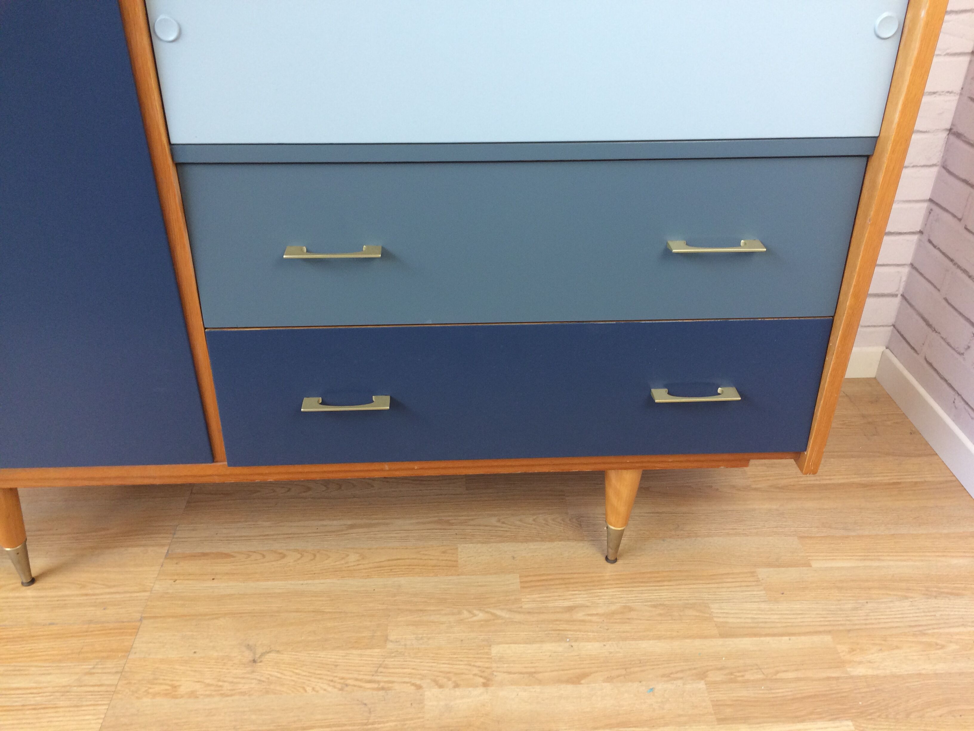 Writing desk relooked