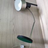 Flexible arm desk lamp