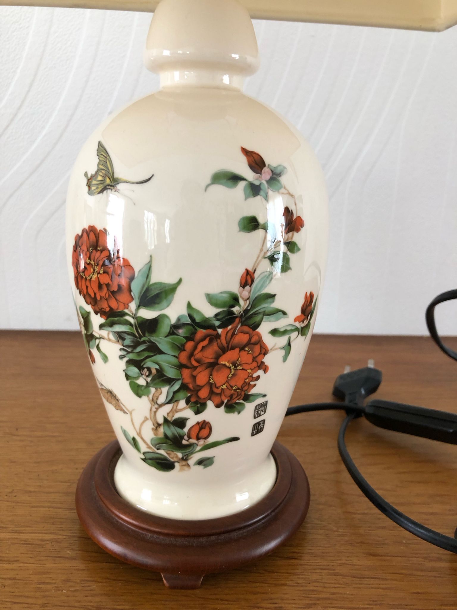 Bedside lamp vintage ceramic foot floral decoration