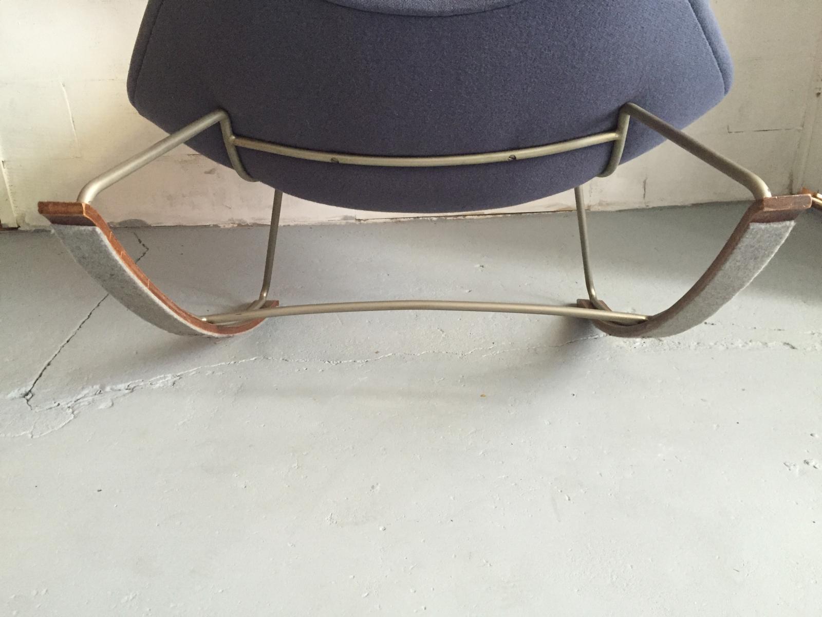 Rocking chair F595 in blue fabric and steel by Geoffrey Harcourt for Artifort 1960 s