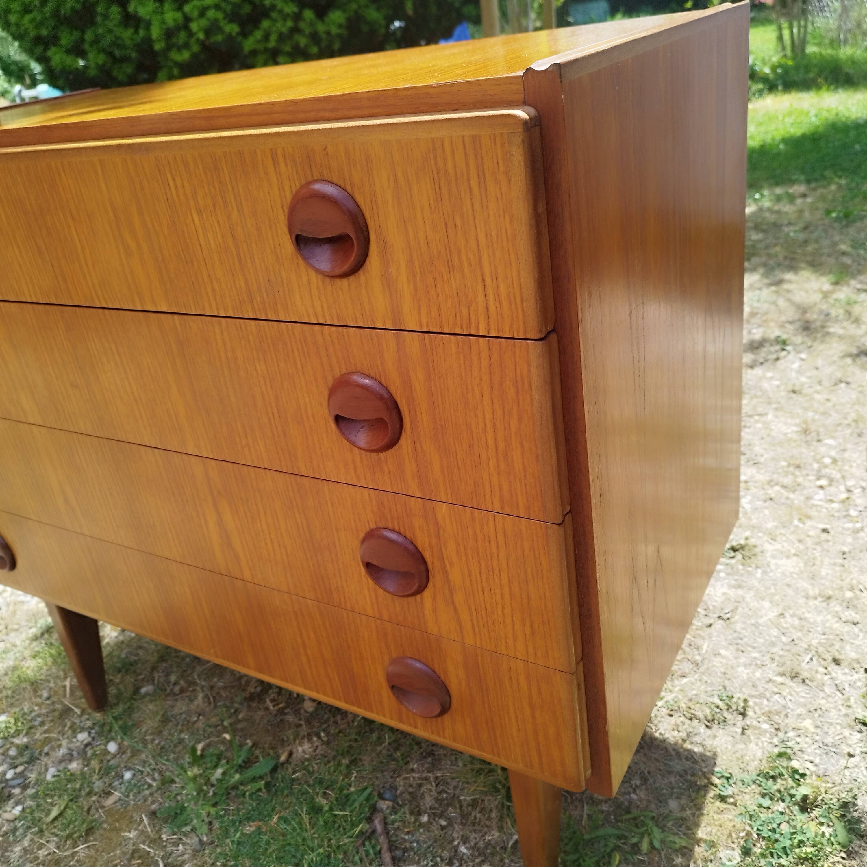 Vintage teak chest of drawers