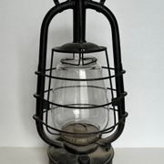 Lampe tempête ancienne