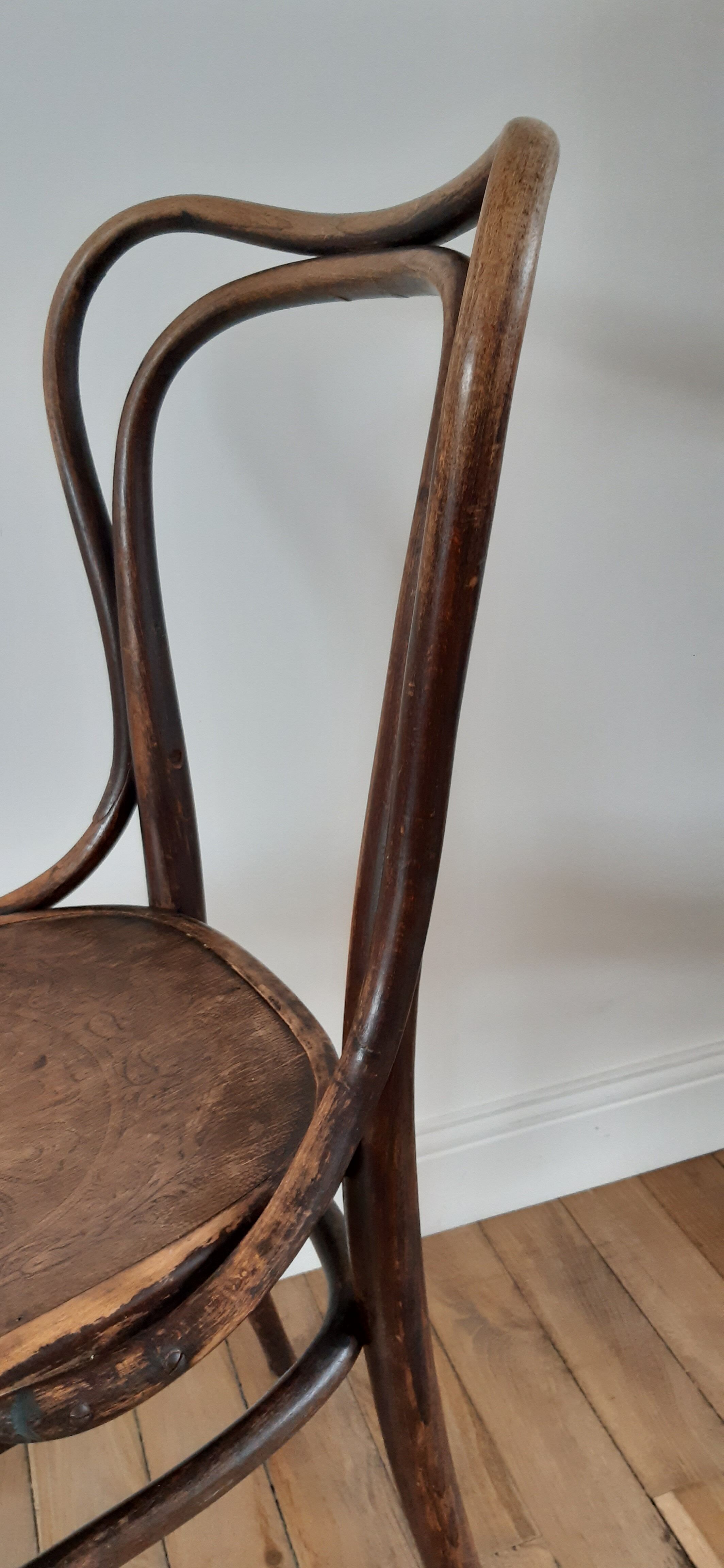 Chaise Jacob & Josef Kohn en bois courbé et gravé 1800