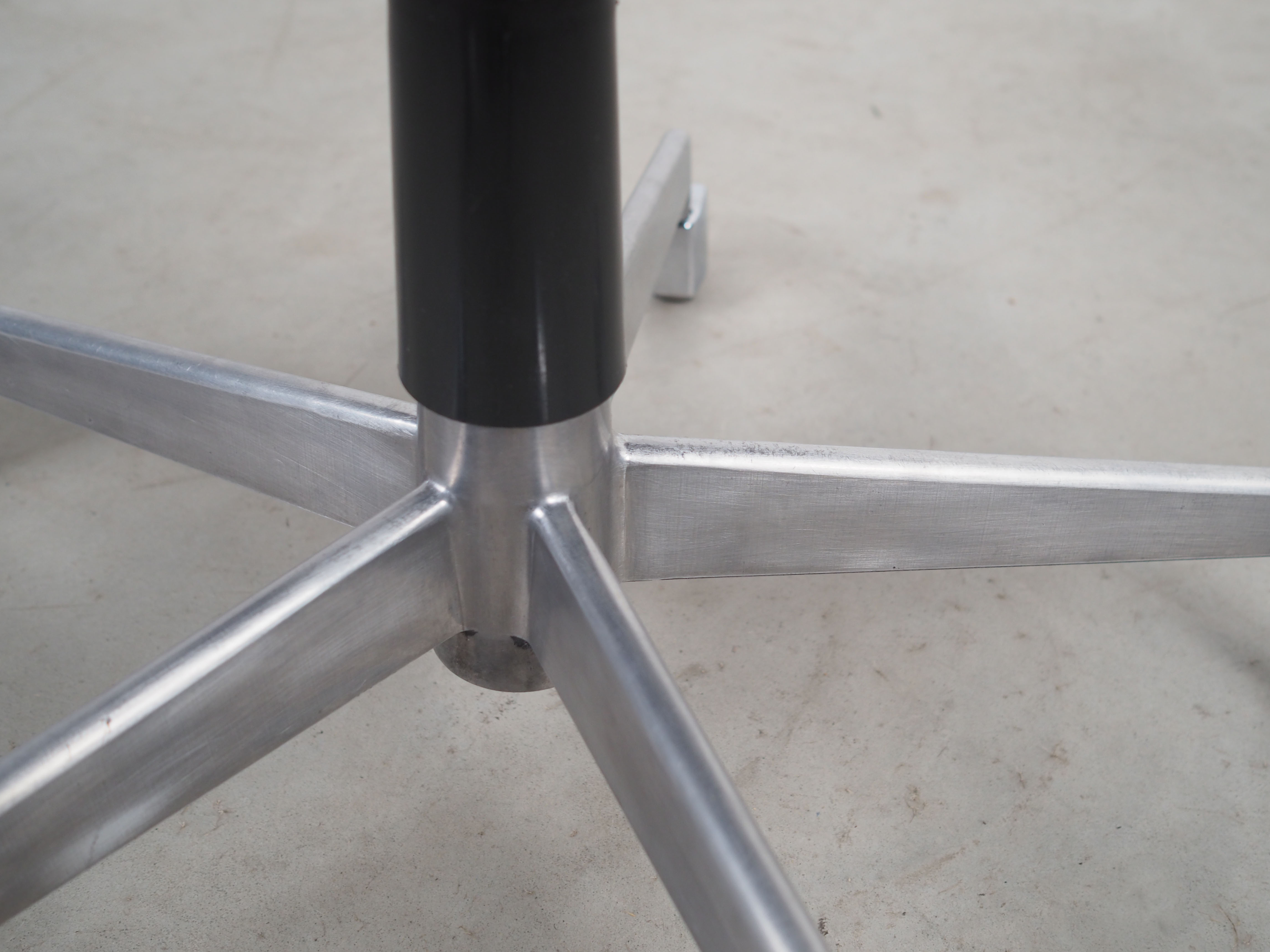 Swivel armchair, Danish design, 1970s, manufacture: Labofa Møbler